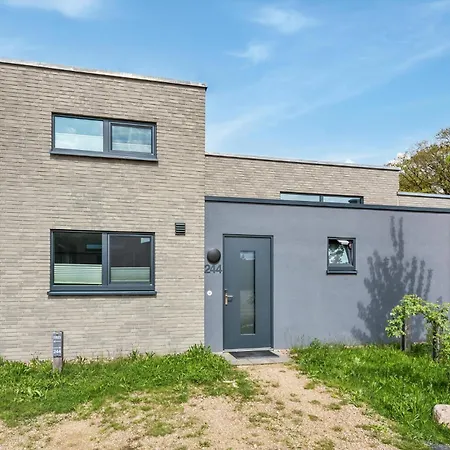 Amazing In Lembruch-duemmer With Sauna Holiday home Lembruch